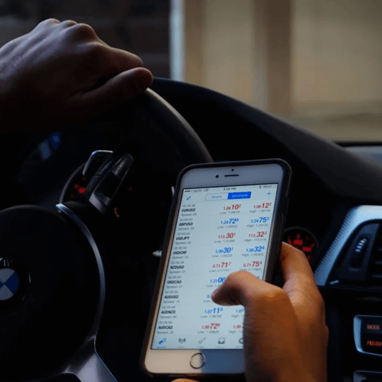 Spot +10T Vyno ilustração da análise de desempenho